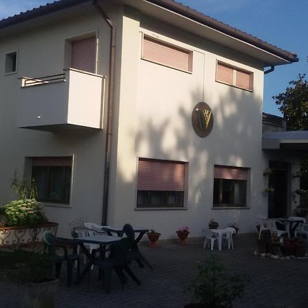 Hotel Le Vigne Contigliano Ngoại thất bức ảnh