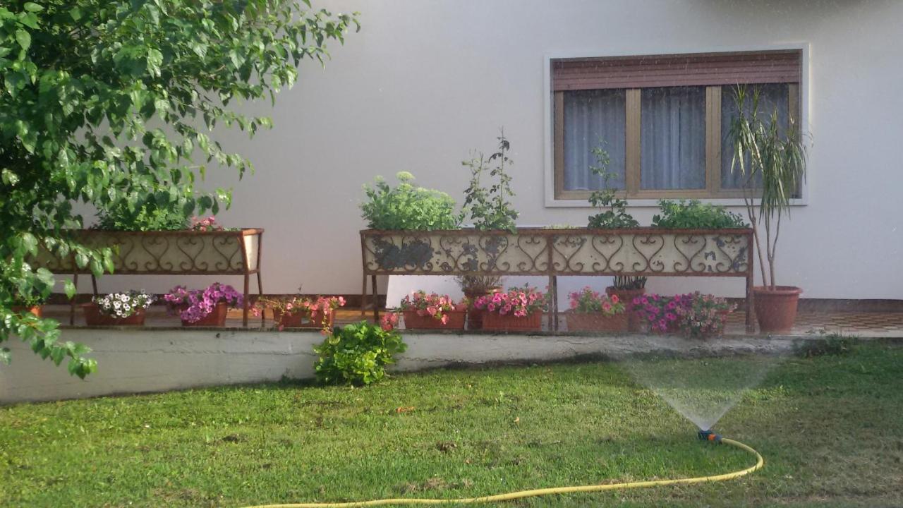 Hotel Le Vigne Contigliano Ngoại thất bức ảnh