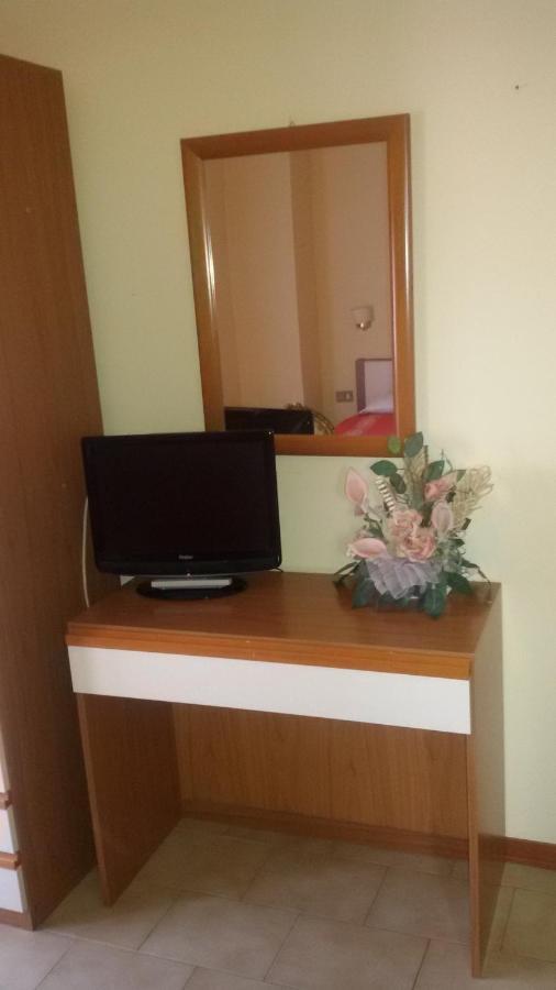 Hotel Le Vigne Contigliano Ngoại thất bức ảnh