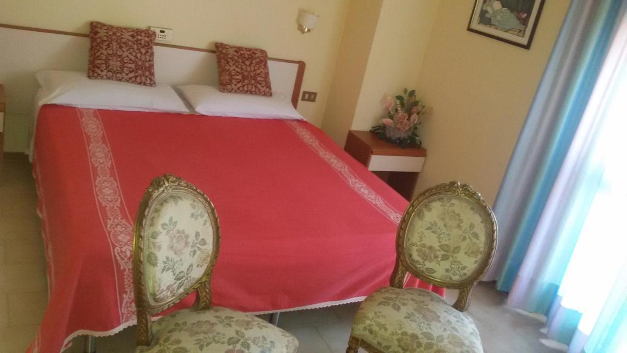 Hotel Le Vigne Contigliano Ngoại thất bức ảnh